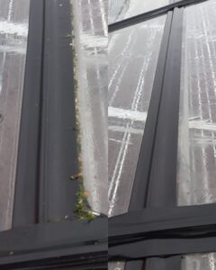 Kasgoten reinigen en controleren op verstoppingen